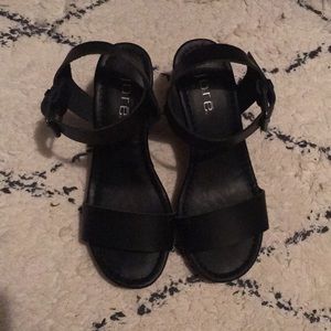 Super Cute Strappy Block Heels